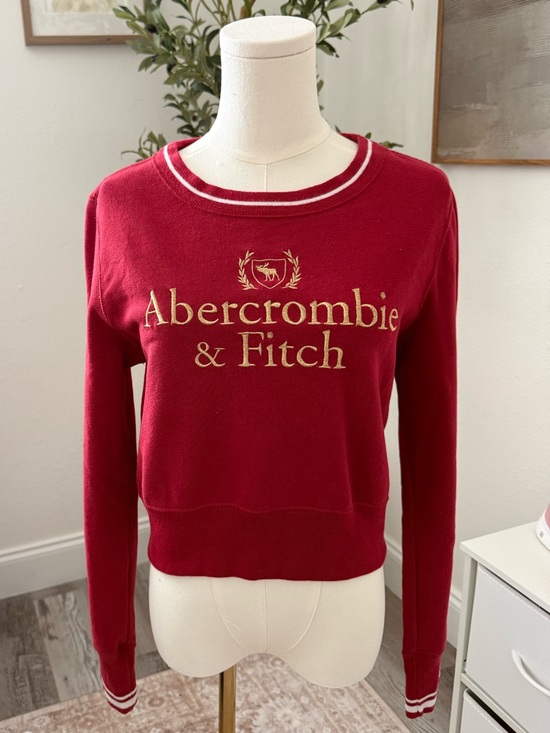 Abercrombie & Fitch Tops - Abercrombie & Fitch Red Embroidered Logo Cropped Crewneck Sweatshirt S